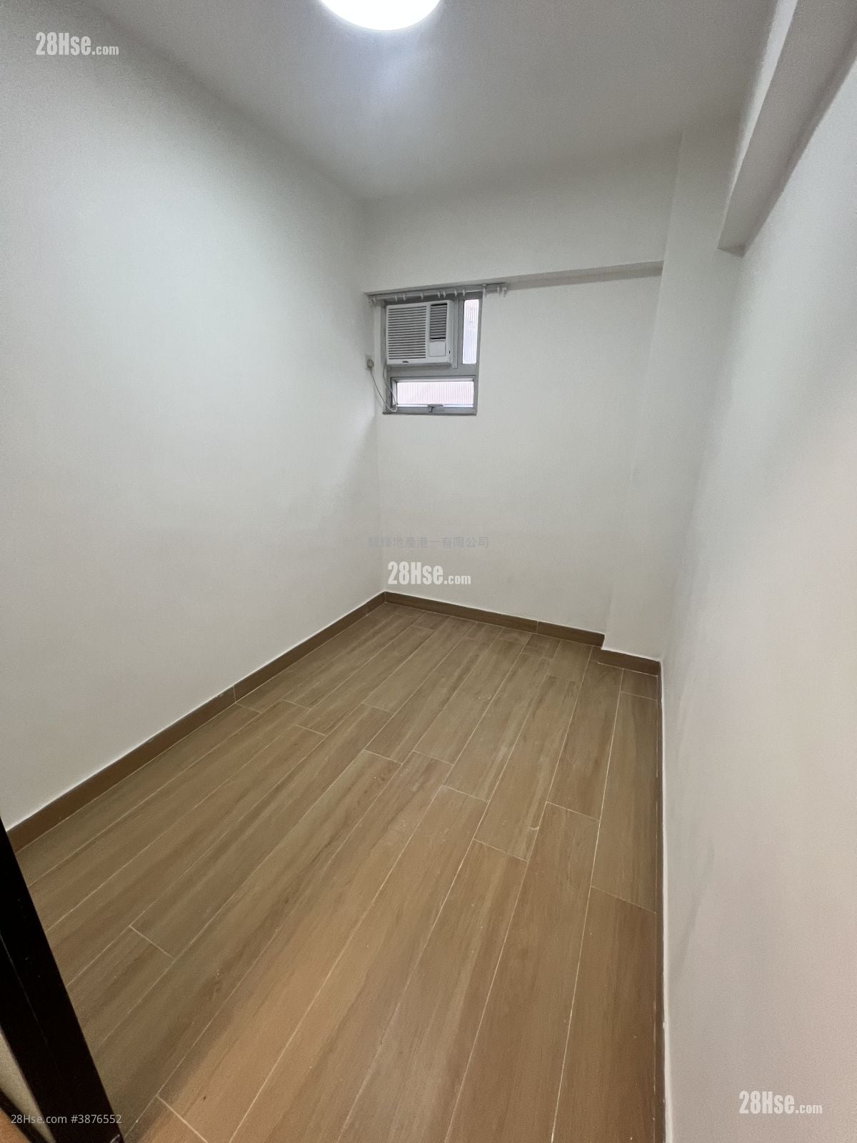 Ming Tak Building Rental 230 ft²