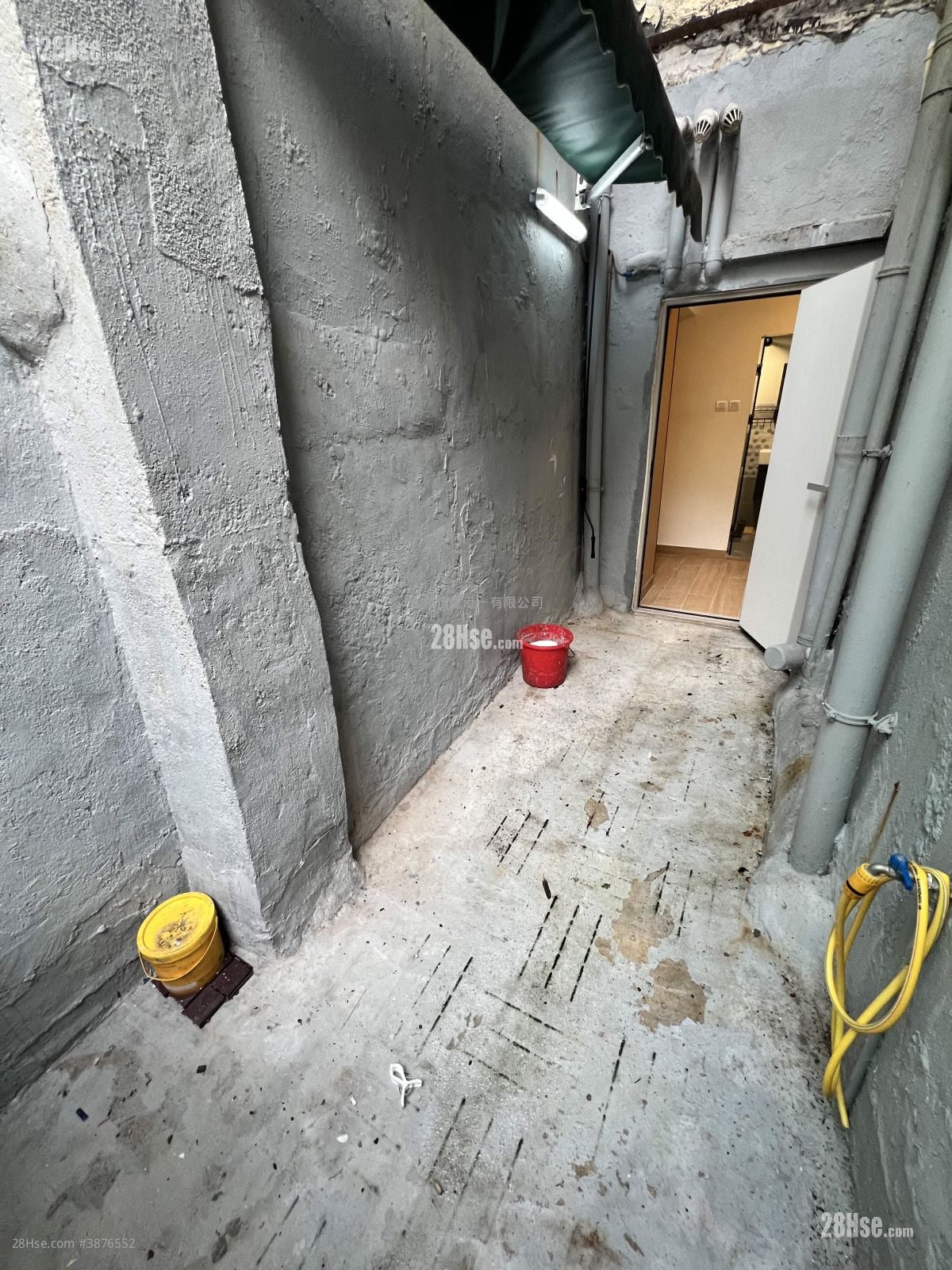 Ming Tak Building Rental 230 ft²