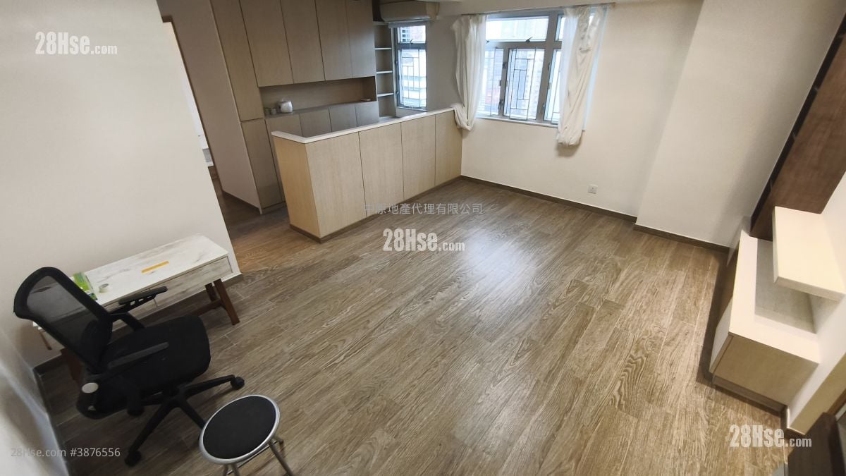 Tsuen King Garden Sell 3 Bedrooms , 1 Bathroom 499 ft²