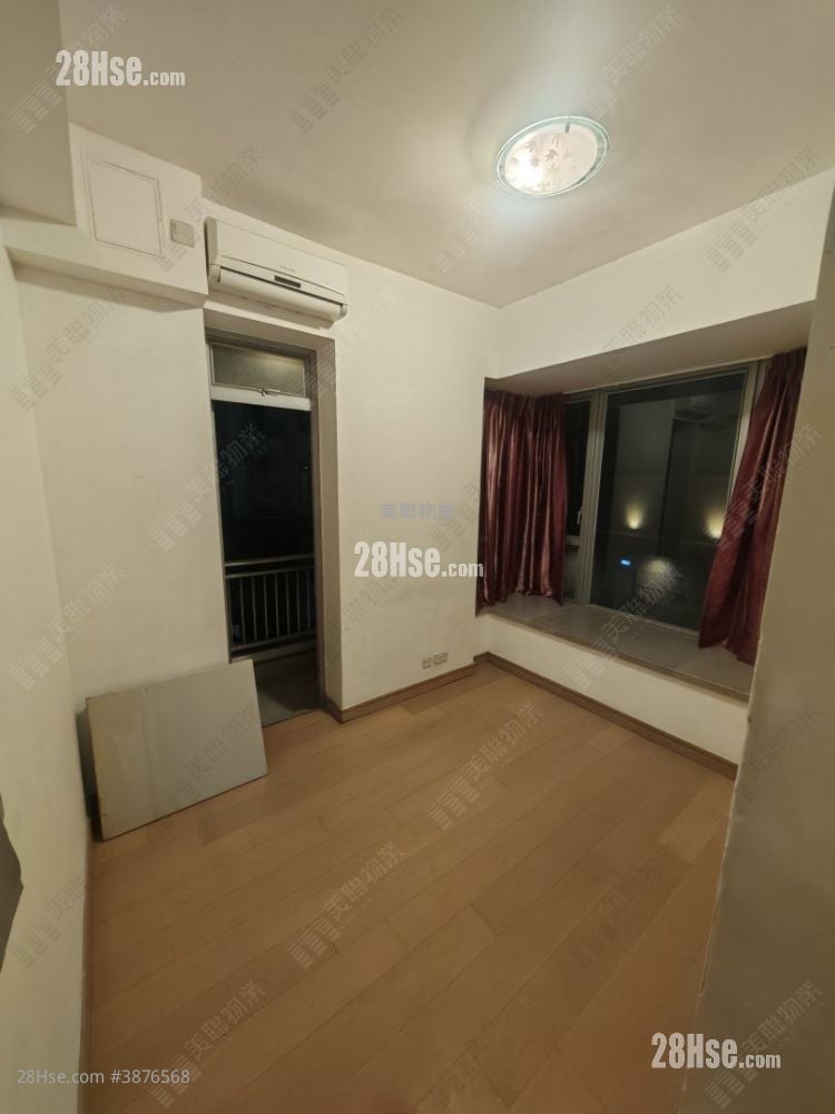 The Reach Sell 3 Bedrooms , 2 Bathrooms 660 ft²
