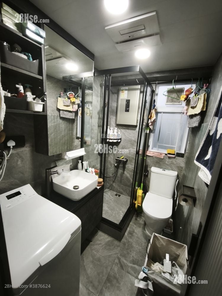 Wyler Gardens Sell 2 Bedrooms , 1 Bathroom 409 ft²