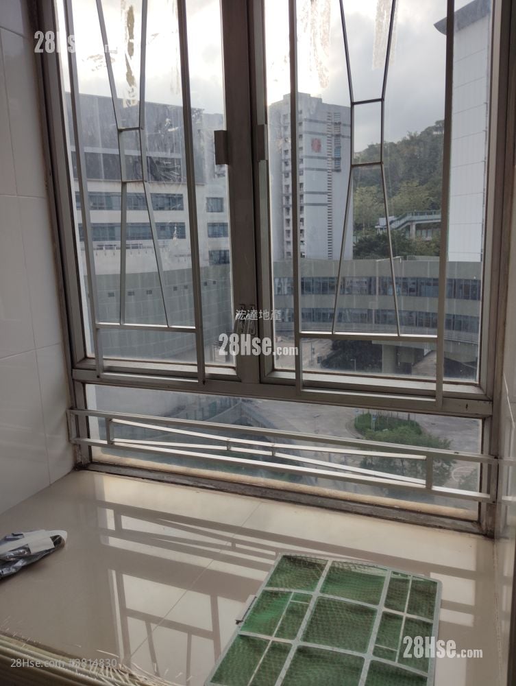 Hong Fai Building Rental Studio , 1 Bathroom 210 ft²