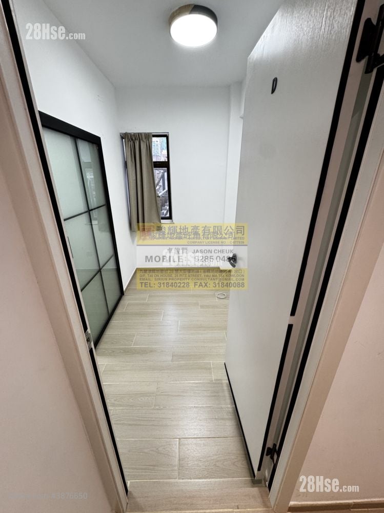 National Court Rental 1 Bedroom , 1 Bathroom 160 ft²