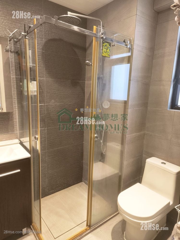 Swiss Towers Sell 3 Bedrooms , 2 Bathrooms 1,265 ft²