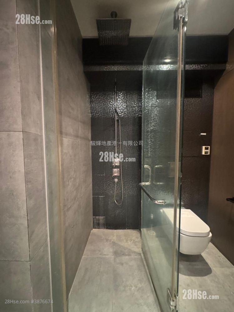 Intelligent Court Sell 1 Bedroom , 1 Bathroom 424 ft²