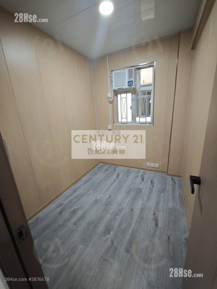 Man Ying Building Rental 3 Bedrooms , 2 Bathrooms 665 ft²