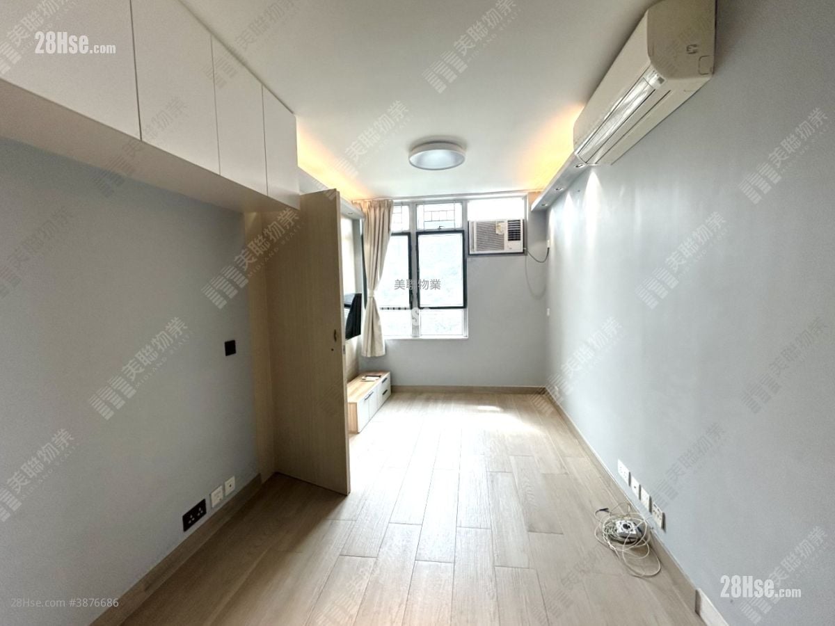 Ching Chun Court Sell 2 Bedrooms , 1 Bathroom 438 ft²