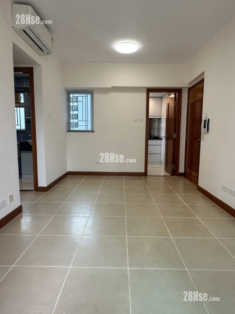 Tung Tze Terrace Rental 2 Bedrooms , 1 Bathroom 451 ft²