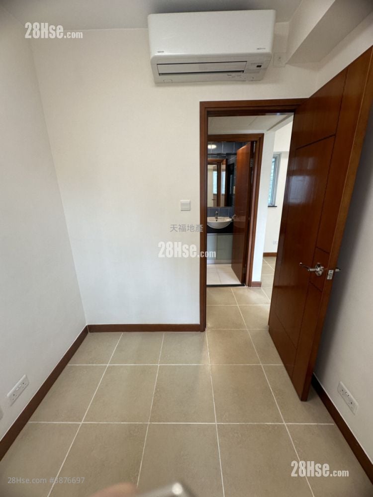 Tung Tze Terrace Rental 2 Bedrooms , 1 Bathroom 451 ft²