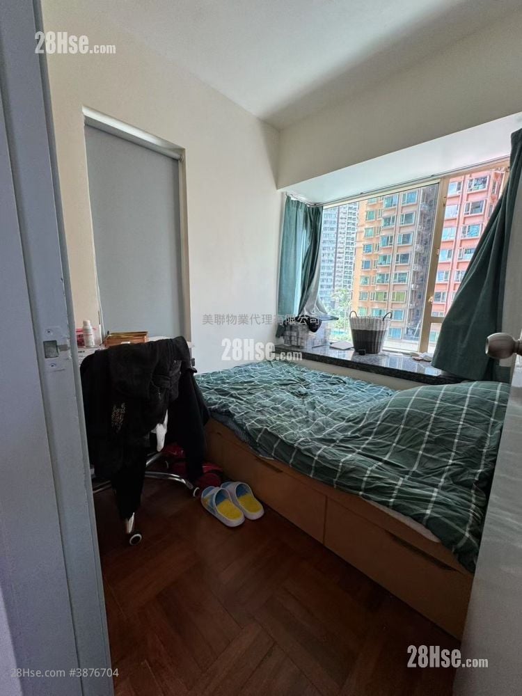 La Cite Noble Rental 2 Bedrooms , 1 Bathroom 378 ft²