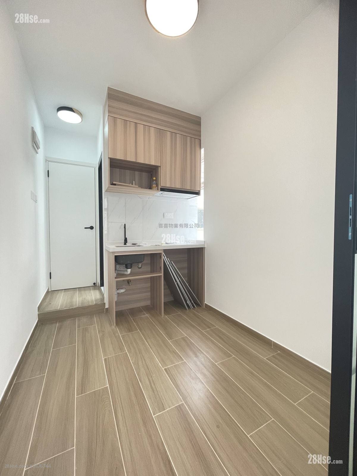 Appartment Rental 1 Bedroom , 1 Bathroom 200 ft²