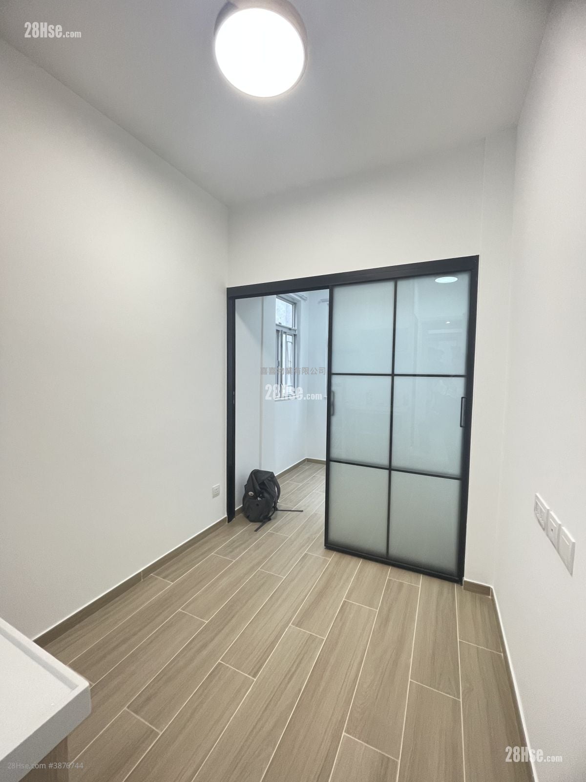 Appartment Rental 1 Bedroom , 1 Bathroom 200 ft²