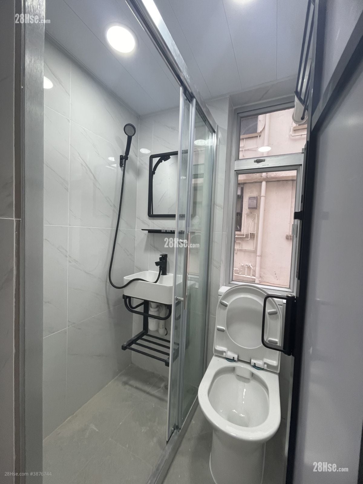 Appartment Rental 1 Bedroom , 1 Bathroom 200 ft²