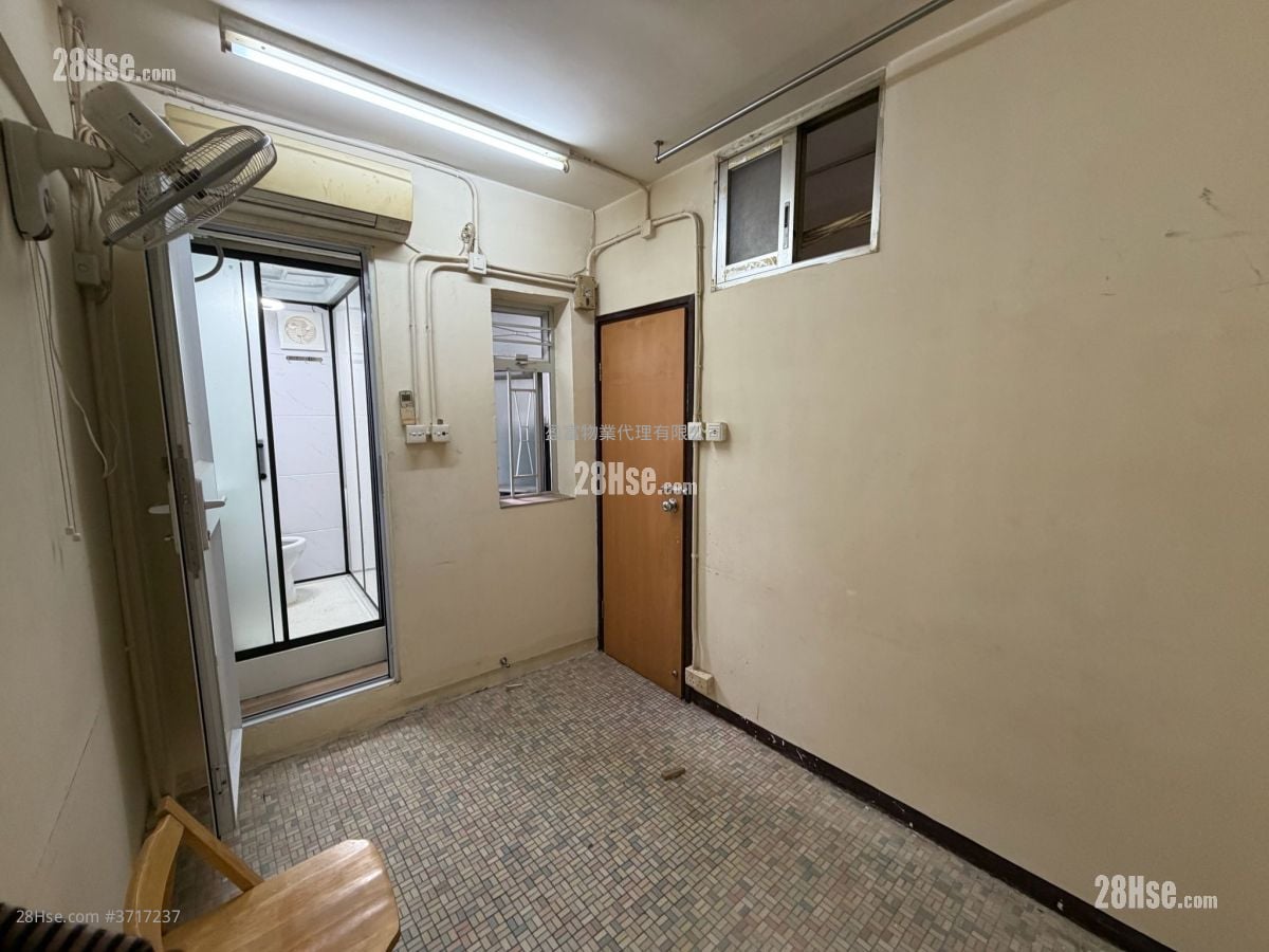 79 King Fuk Street Rental Studio , 1 Bathroom 100 ft²
