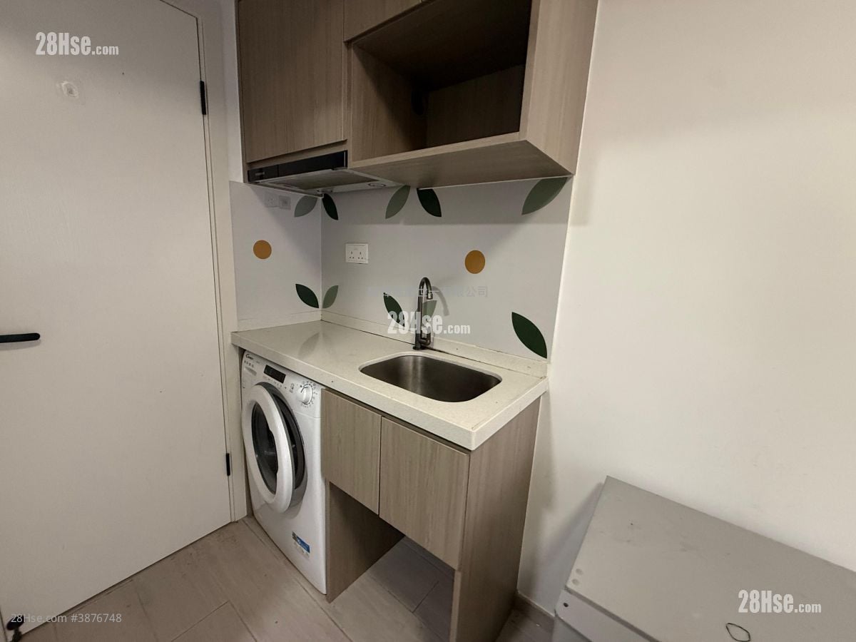 Thai Kong Building Rental 1 Bedroom , 1 Bathroom 160 ft²
