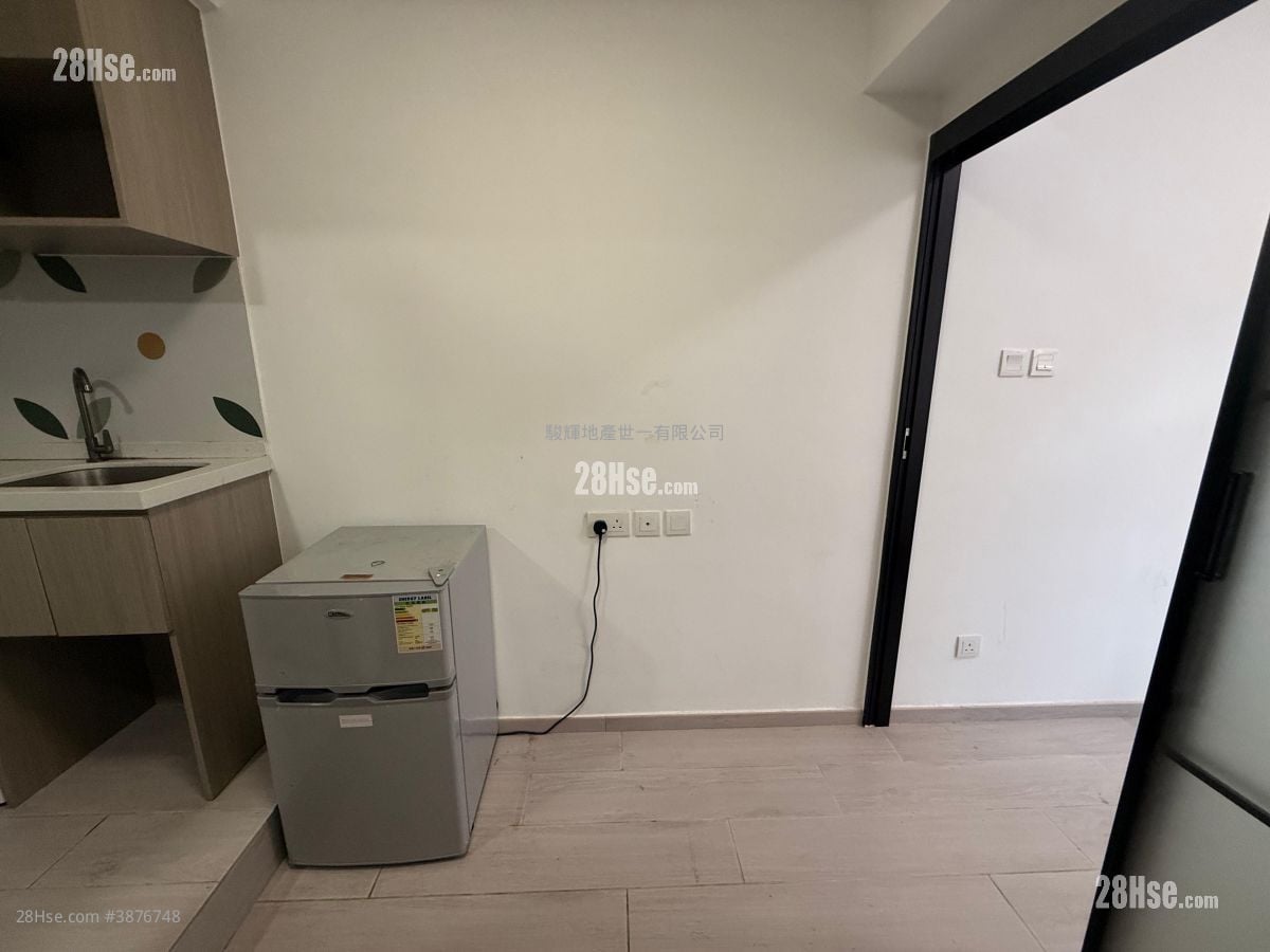 Thai Kong Building Rental 1 Bedroom , 1 Bathroom 160 ft²