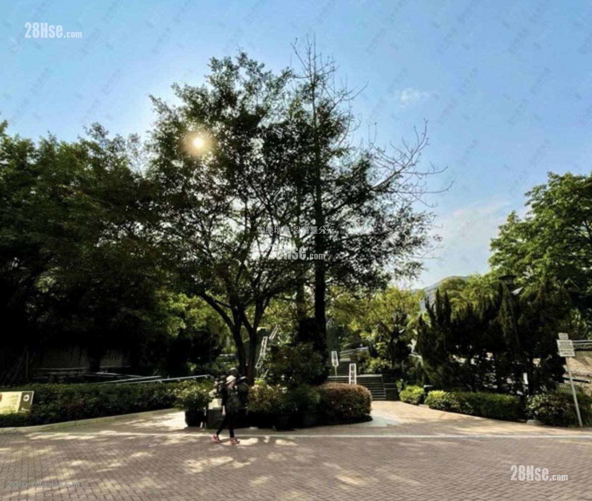 荔灣花園 售盤 2 房 426 平方呎