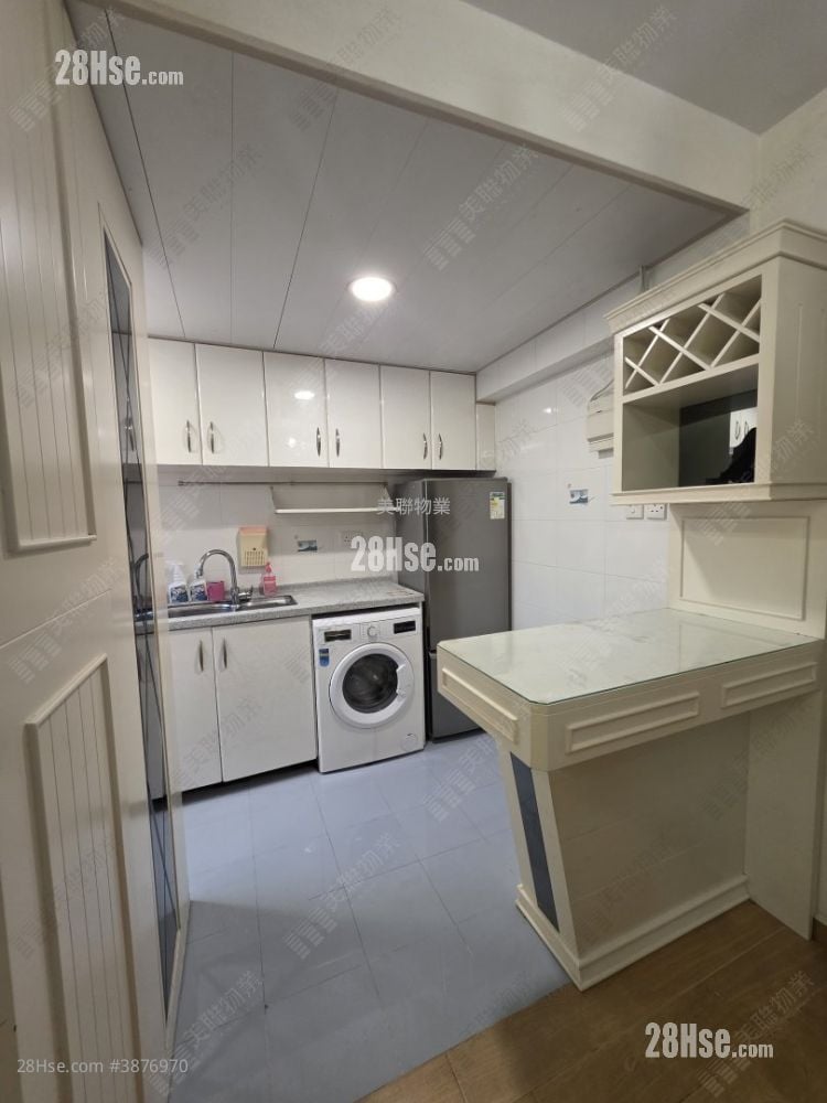 Ching Nga Court Rental 2 Bedrooms 443 ft²