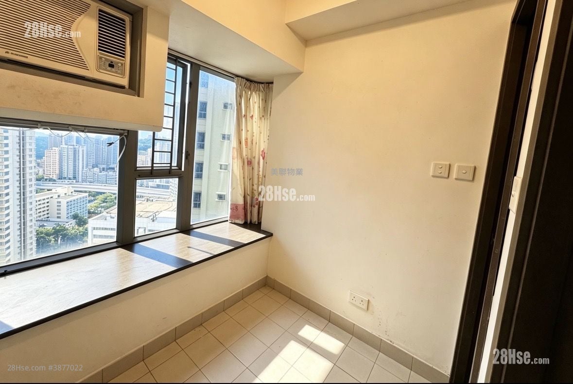 Grand Promenade Rental 3 Bedrooms , 3 Bathrooms 947 ft²
