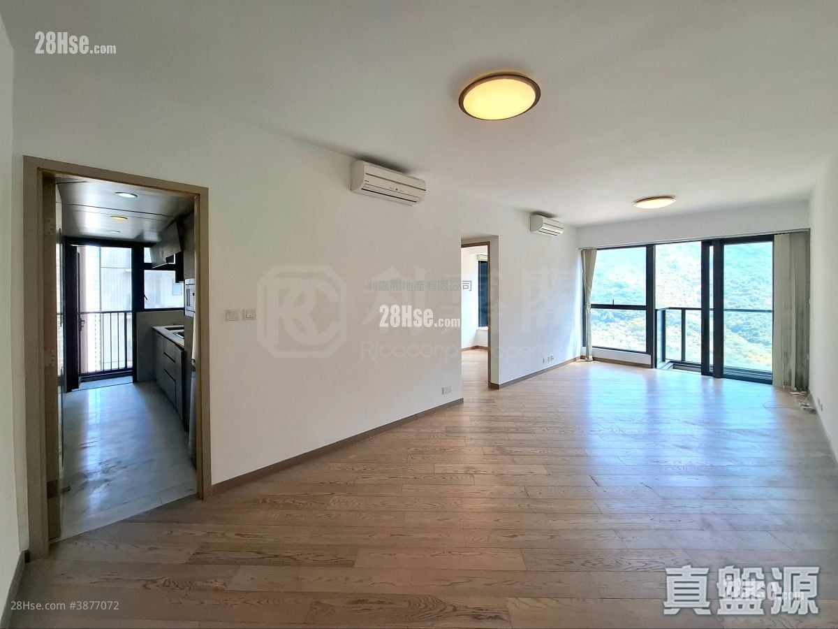 The Visionary Sell 2 Bedrooms 703 ft²