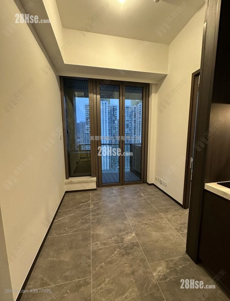 Belgravia Place 售盘 3 房 , 1 浴室 425 平方尺