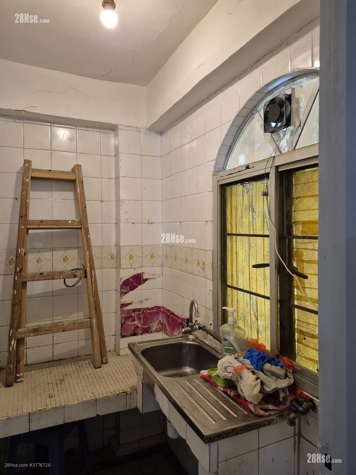 Village Rental 2 Bedrooms , 1 Bathroom 335 ft²