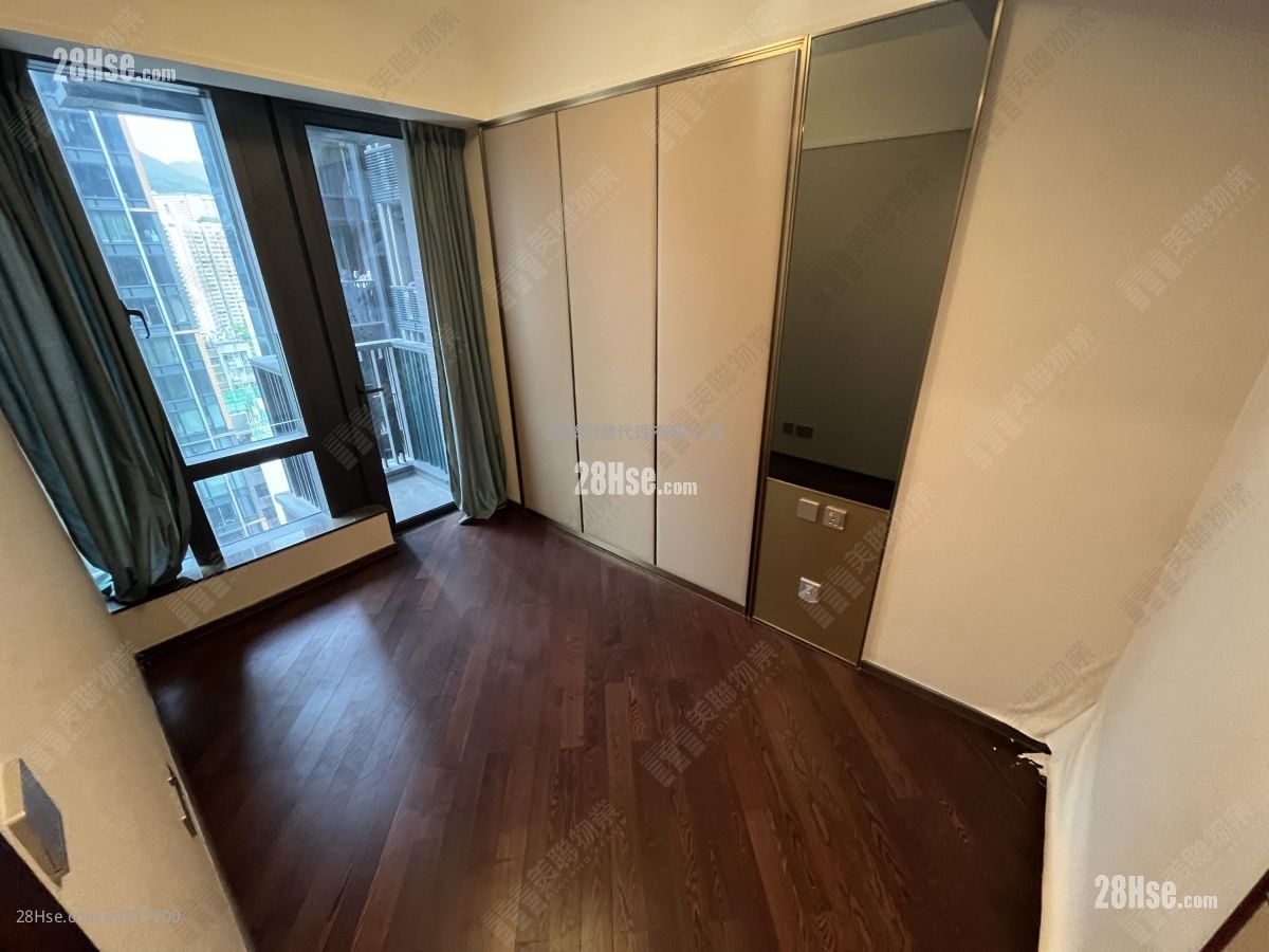 The Vertex Sell 1 Bedroom , 1 Bathroom 327 ft²