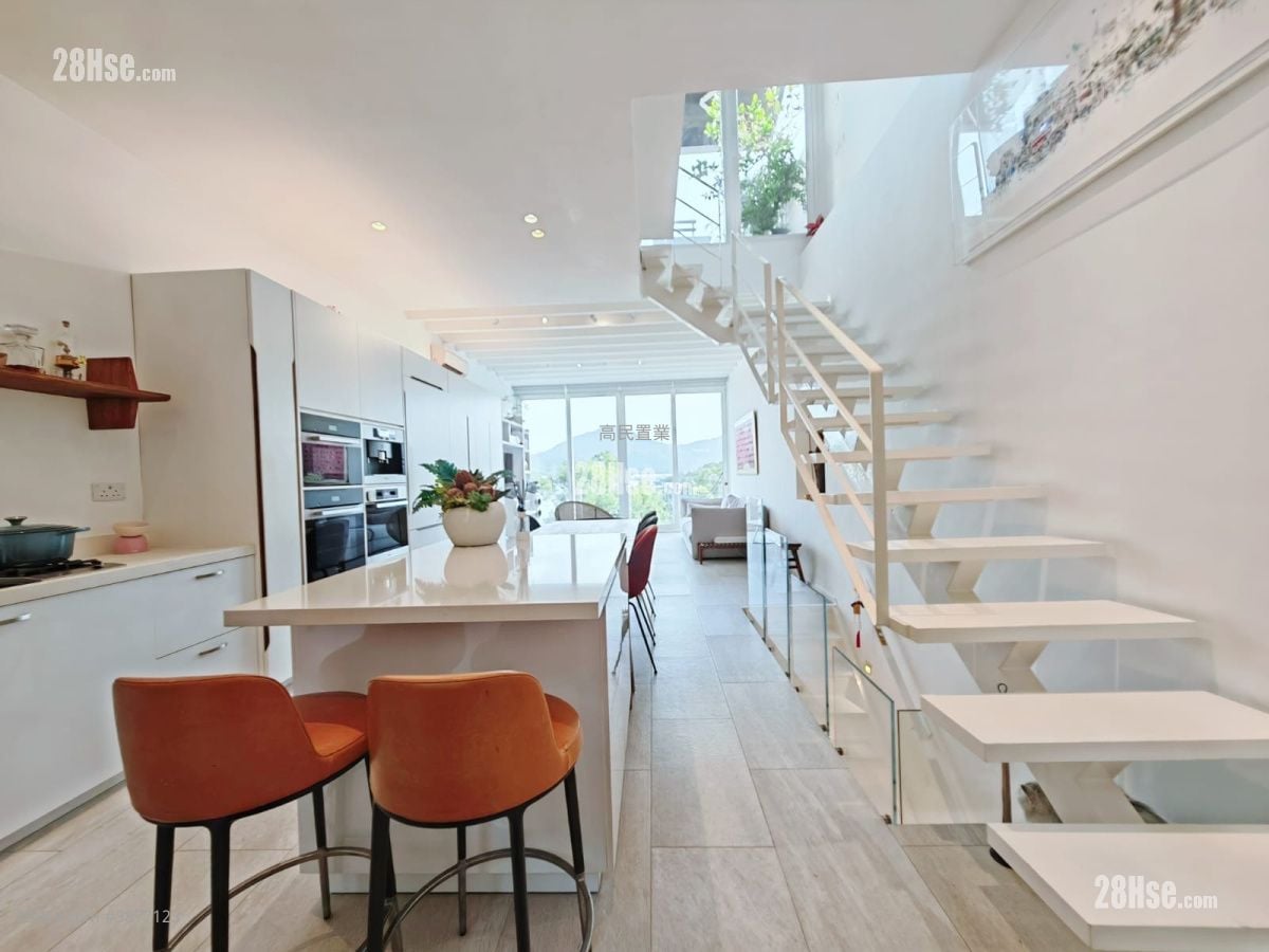 Che Keng Tuk Road Sell 3 Bedrooms , 2 Bathrooms 1,400 ft²