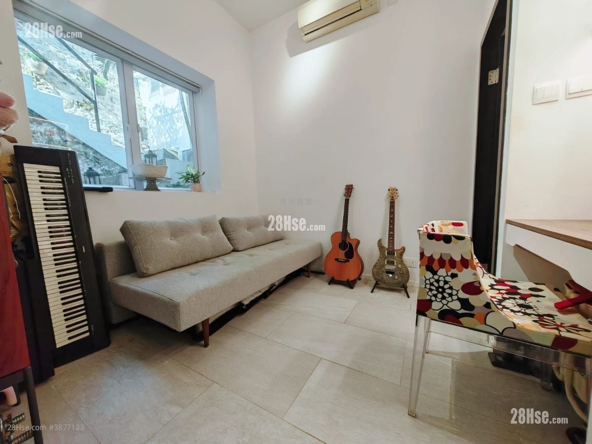 Che Keng Tuk Road Sell 3 Bedrooms , 2 Bathrooms 1,400 ft²