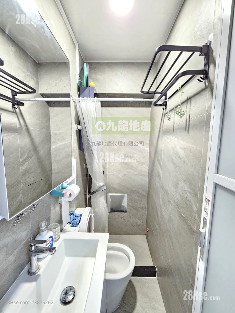 Kam Yuck Building Sell 1 Bedroom , 1 Bathroom 224 ft²