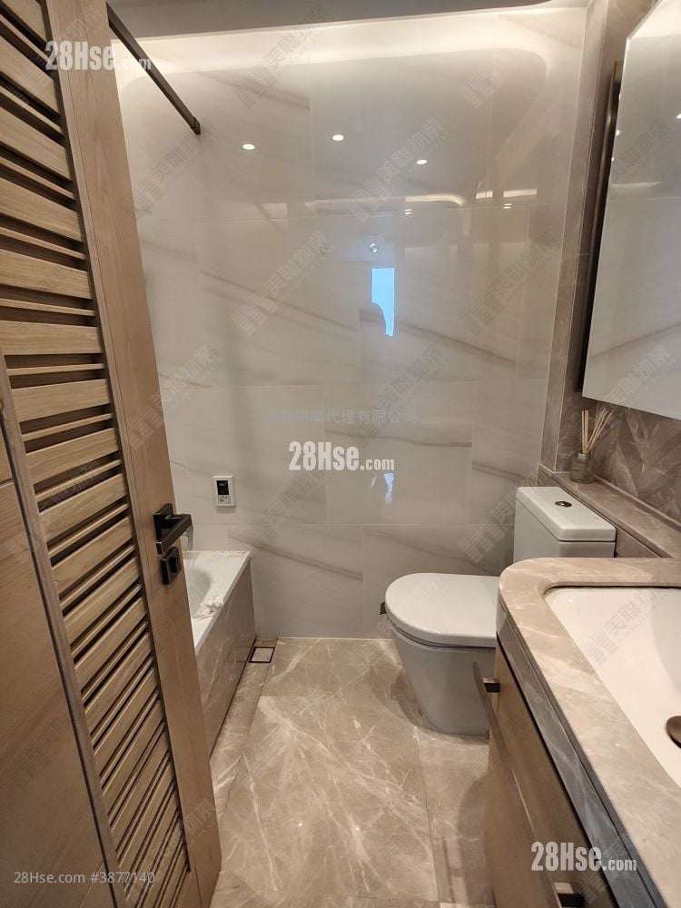 Grand Central Rental 2 Bedrooms , 1 Bathroom 559 ft²