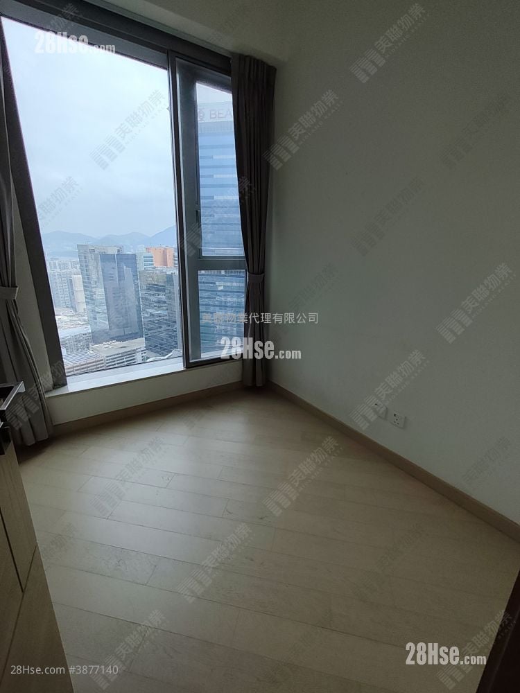 Grand Central Rental 2 Bedrooms , 1 Bathroom 559 ft²