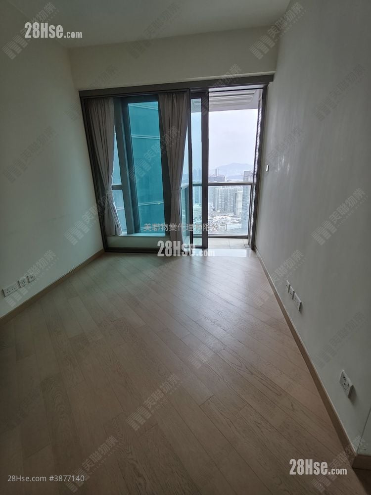 Grand Central Rental 2 Bedrooms , 1 Bathroom 559 ft²