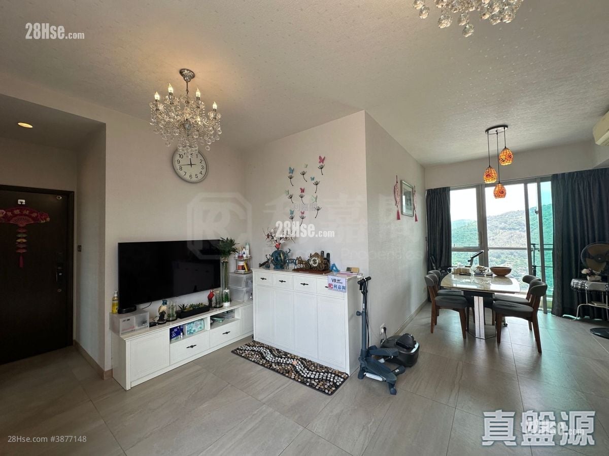 Century Gateway Sell 4 Bedrooms , 2 Bathrooms 919 ft²