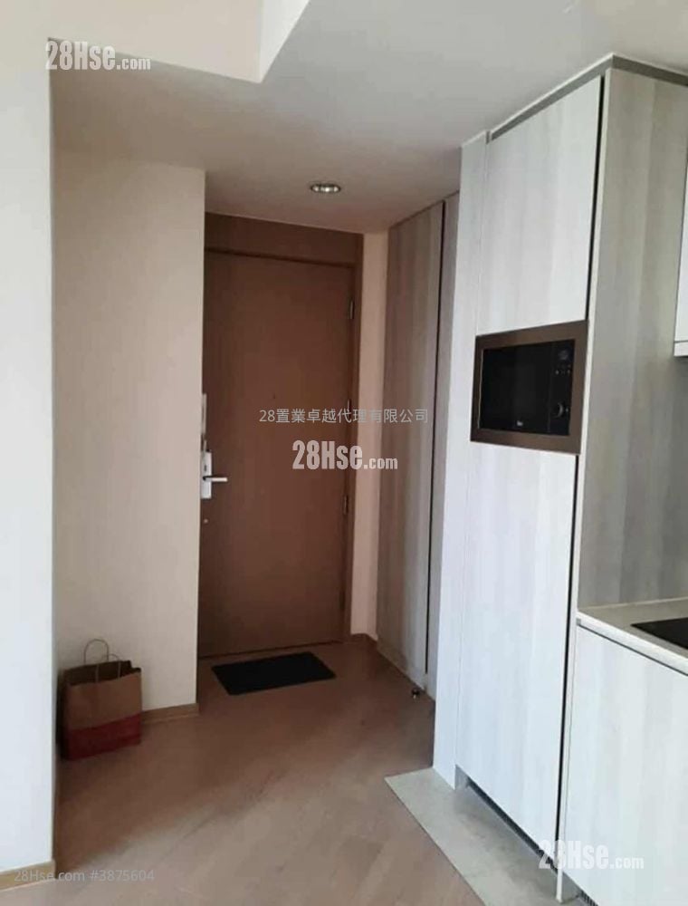 Eight Regency Rental 1 Bedroom , 1 Bathroom 342 ft²