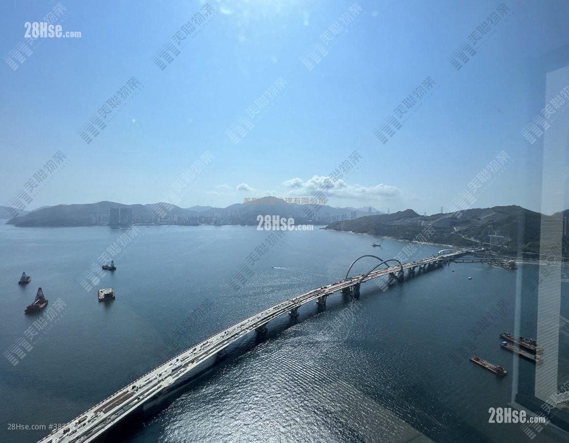 Sea To Sky Rental 3 Bedrooms , 2 Bathrooms 808 ft²