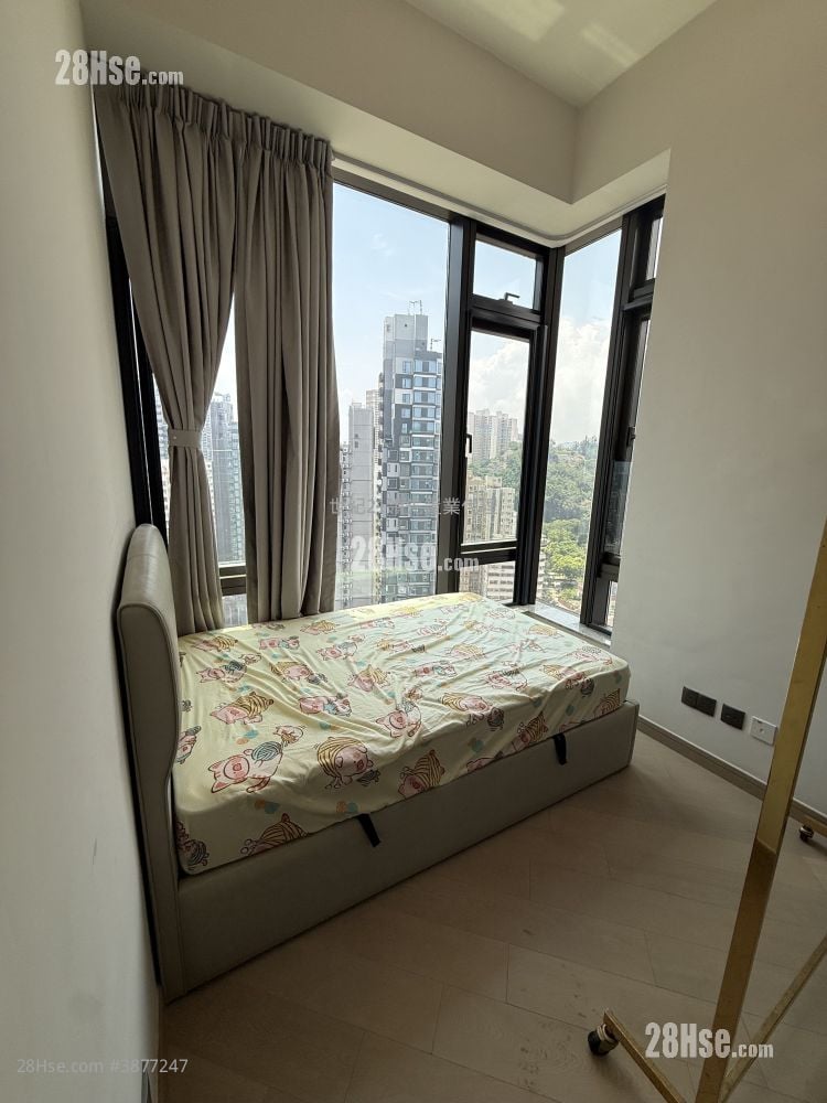 The Vantage Sell 381 ft²