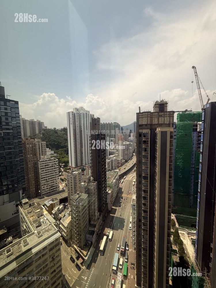 The Vantage Sell 381 ft²