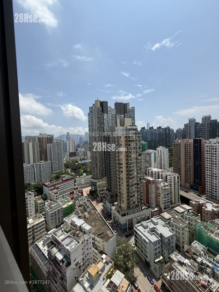The Vantage Sell 381 ft²