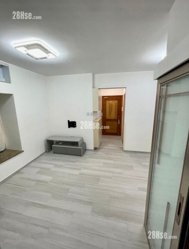 East Point City Rental 2 Bedrooms , 1 Bathroom 463 ft²