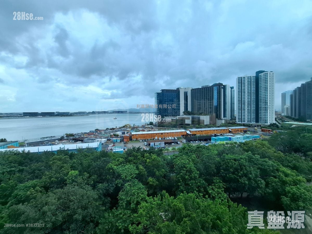 蓝天海岸 售盘 3 房 , 2 浴室 752 平方尺