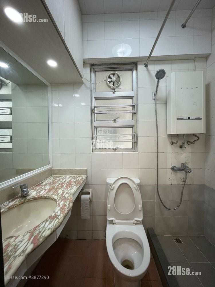 Kwai Chung Plaza Rental 2 Bedrooms , 1 Bathroom 318 ft²