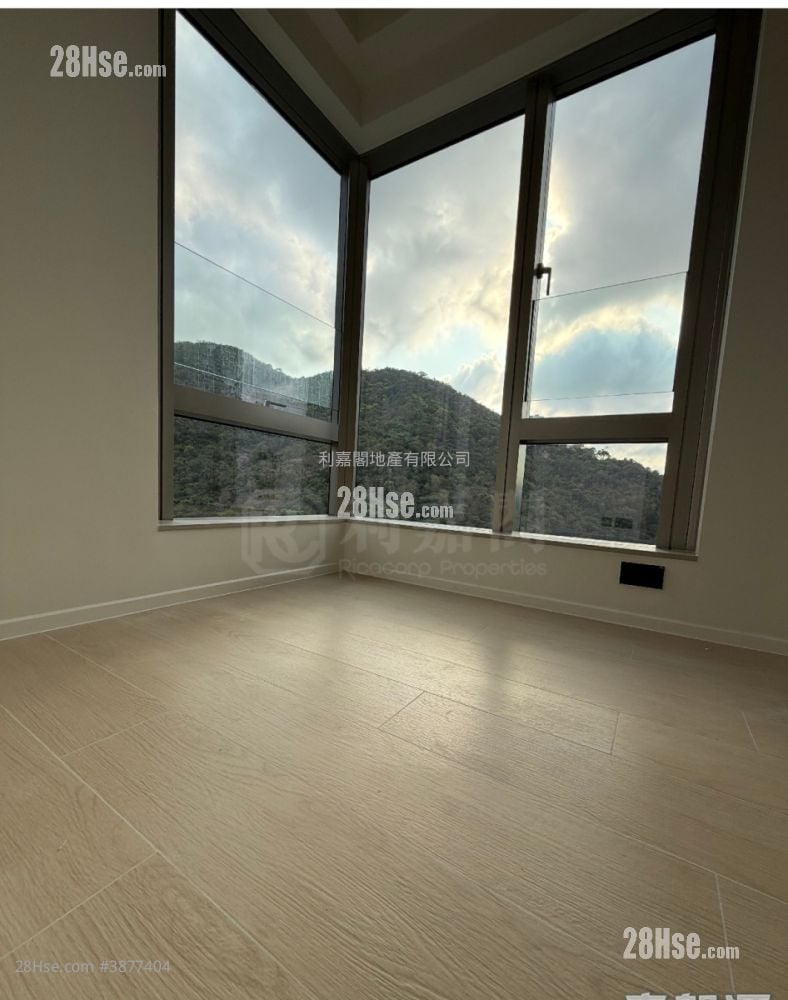 Finnie Sell 1 Bedroom 245 ft²