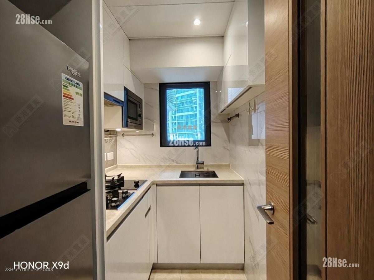 Victoria Skye Rental 2 Bedrooms , 1 Bathroom 474 ft²