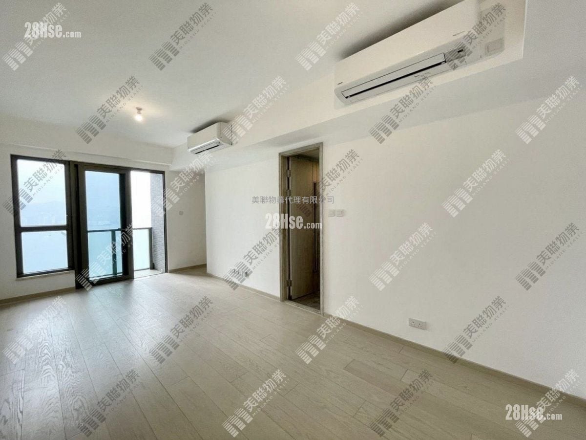 Sea To Sky Rental 3 Bedrooms , 2 Bathrooms 808 ft²