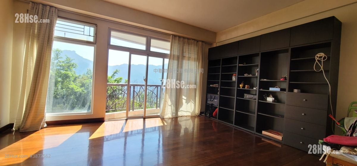 Royal Forest Sell 3 Bedrooms , 2 Bathrooms 1,075 ft²