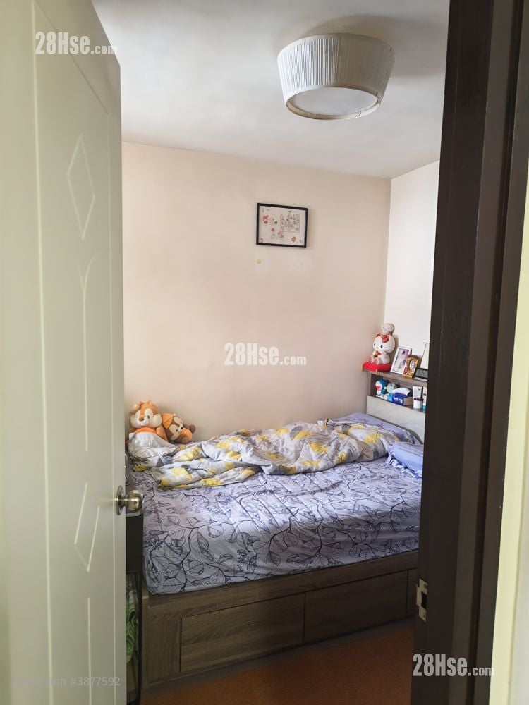 Sun Tuen Mun Centre Sell 3 Bedrooms , 2 Bathrooms 603 ft²