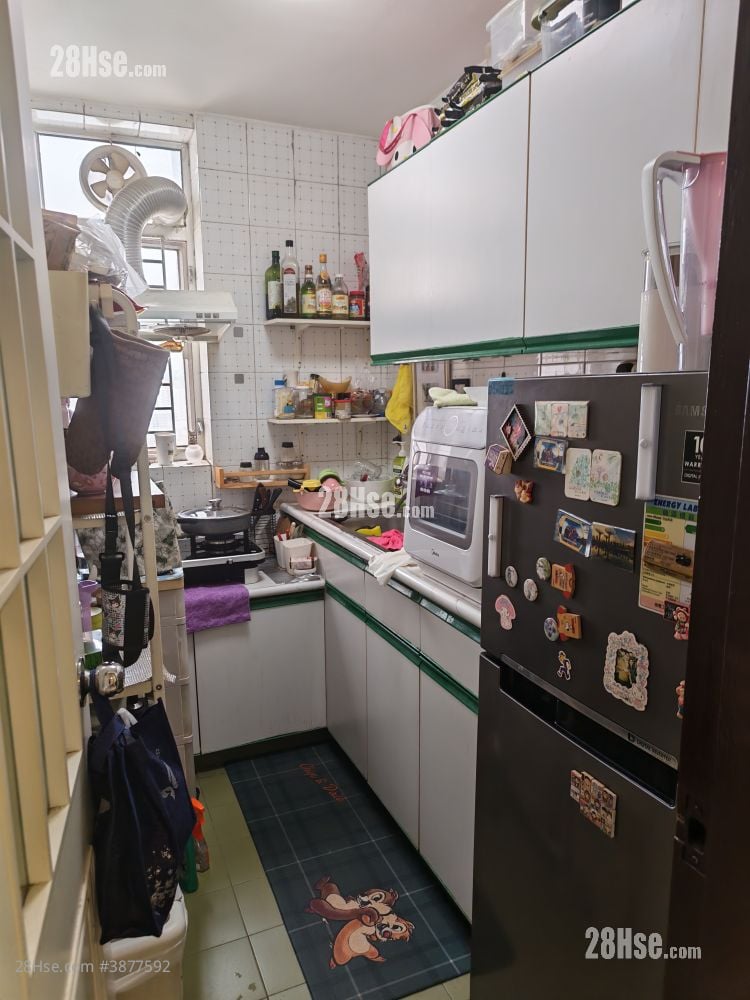 Sun Tuen Mun Centre Sell 3 Bedrooms , 2 Bathrooms 603 ft²