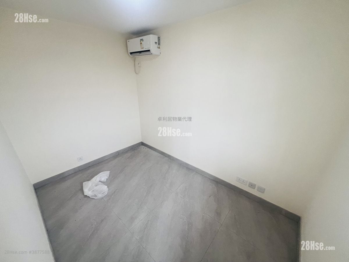 村屋 租盤 3 房 , 2 浴室