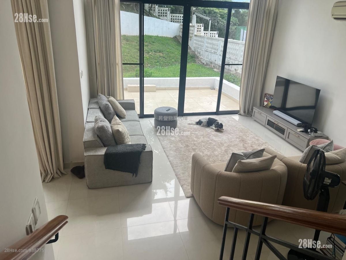 Floral Villas Rental 3 Bedrooms , 3 Bathrooms 1,692 ft²